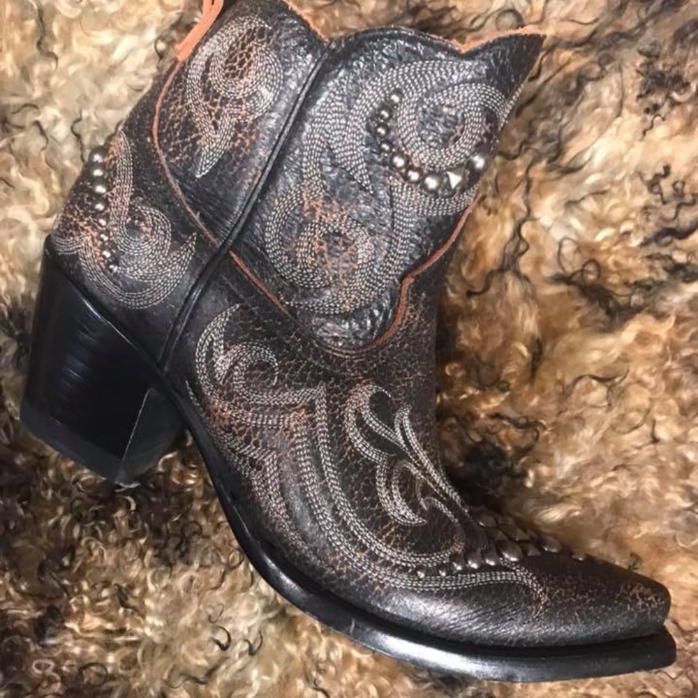 Dion Size 11 Old Gringo booties. New